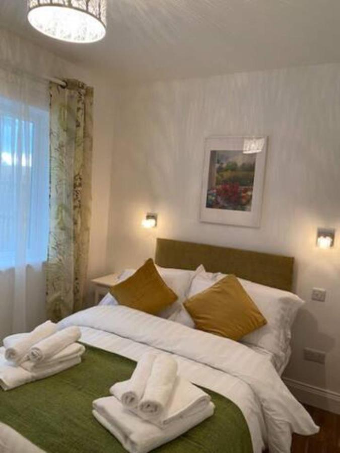 Location, Location! Gorgeous 1 Bed Apt- Killarney Ngoại thất bức ảnh
